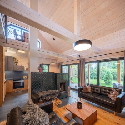 Moderní roubenka v Děčíně